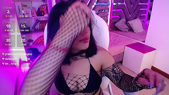 AliceWalker 11 online show from February 1, 2025, 10:55 pm