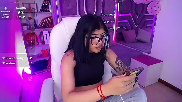 AliceWalker 11 online show from February 20, 2025, 11:10 pm