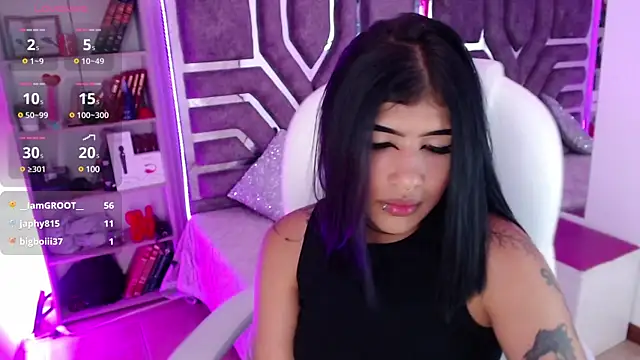 AliceWalker 11 online show from March 14, 2025, 7:44 pm