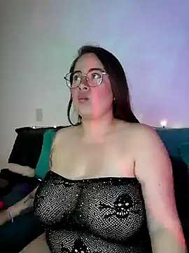 soofy   online show from January 16, 2025, 3:02 am