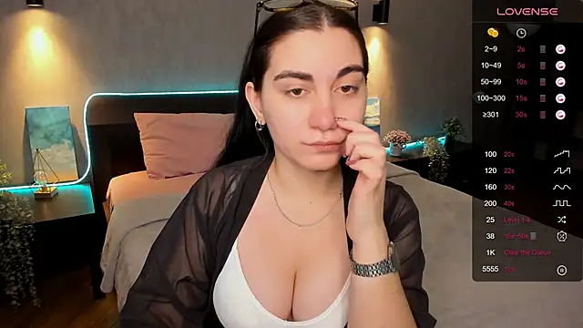 hannacheekss  online show from January 31, 2025, 6:57 am