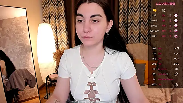 hannacheekss  online show from March 3, 2025, 2:04 am