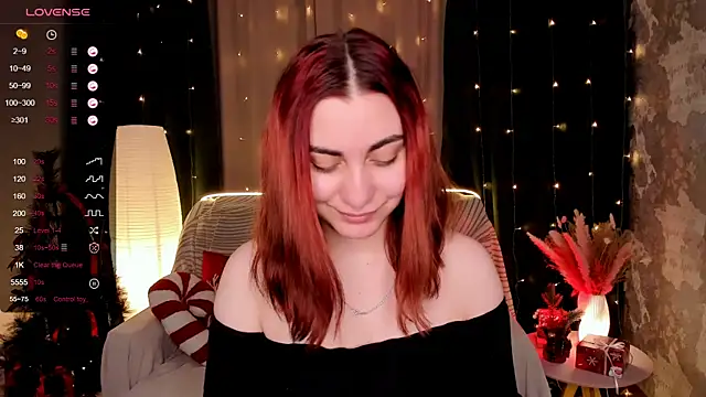 hannacheekss  online show from December 22, 2025, 2:41 am