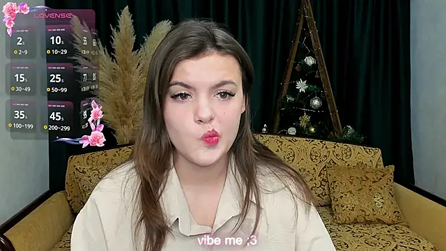 Snapshot of showmeparadise chatting on January 4, 2025, 9:43 am showmeparadise online show from January 4, 2025, 9:43 am