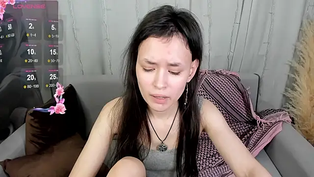 Emily Strikeee online show from January 17, 2025, 12:31 pm