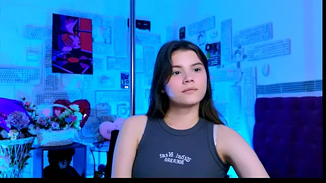 EvaThopson online show from March 6, 2025, 7:14 am