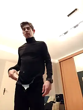 Snapshot of ElyasMatt chatting on January 5, 2025, 7:17 pm ElyasMatt online show from January 5, 2025, 7:17 pm