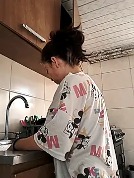 Tefannyy  online show from September 14, 2025, 3:44 pm