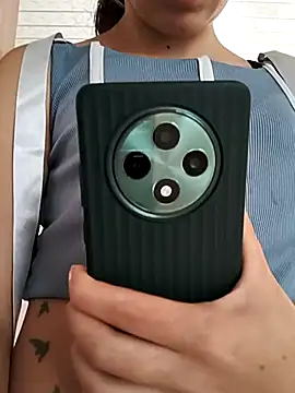 Tefannyy  online show from September 23, 2025, 3:15 pm