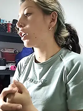 Tefannyy  online show from March 10, 2026, 4:23 pm