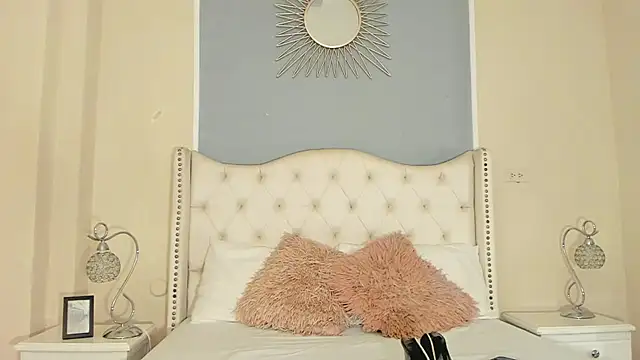 Snapshot of Ambar_Collingg chatting on March 4, 2025, 1:28 pm Ambar Collingg online show from March 4, 2025, 1:28 pm