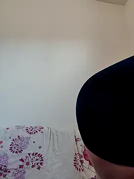 leeya lee online show from February 21, 2025, 2:06 pm