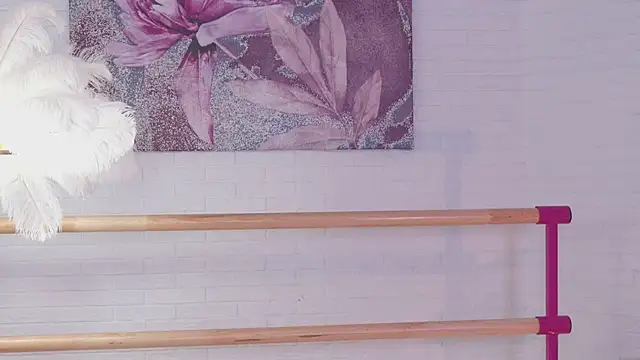 lylylovesyou online show from February 23, 2025, 9:00 am