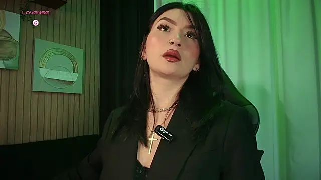 ArkaBella online show from December 18, 2025, 8:48 pm