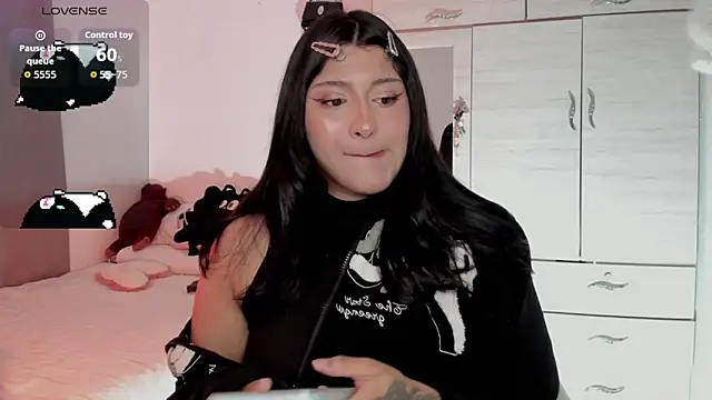 Ju Kyung online show from November 2, 2025, 12:02 am