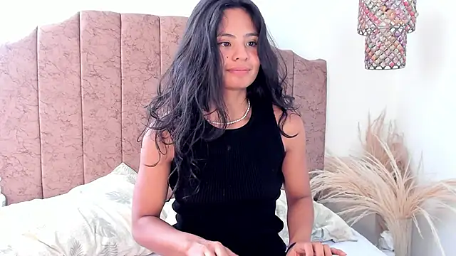 Mindy sweety online show from January 3, 2025, 4:27 pm