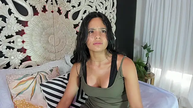 Mindy sweety online show from April 11, 2026, 12:20 pm