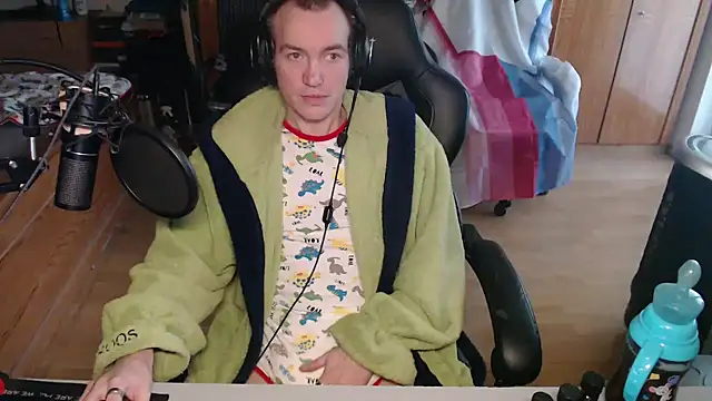 Snapshot of BabyDracoDarkfang chatting on March 29, 2026, 8:14 am BabyDracoDarkfang online show from March 29, 2026, 8:14 am