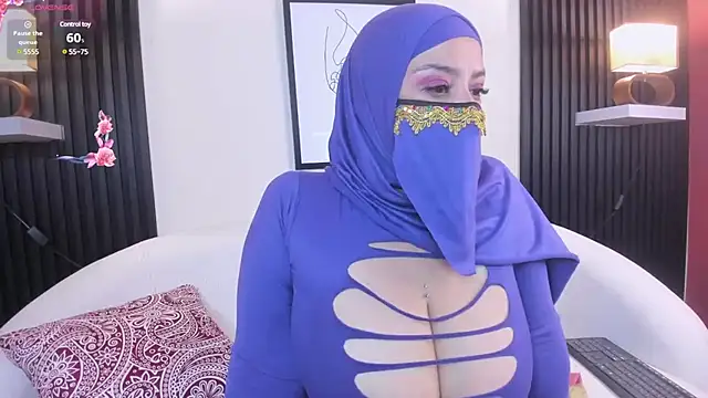 cloe sirena online show from March 4, 2025, 5:45 pm