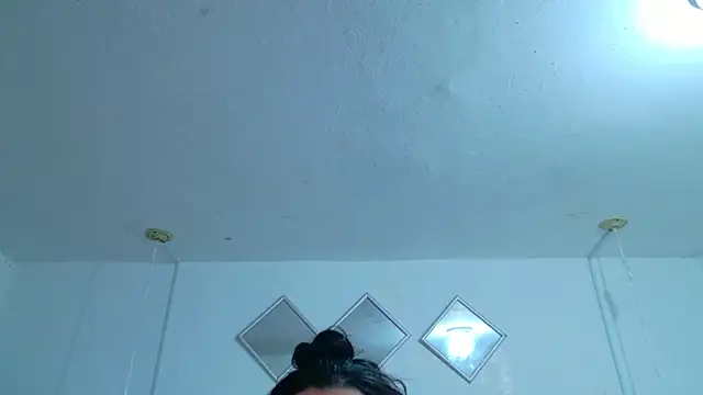 EileenBenzon online show from April 17, 2026, 3:15 pm