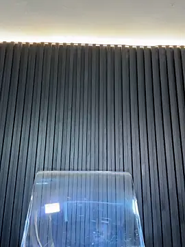 Lil eva2 online show from April 19, 2026, 6:54 pm