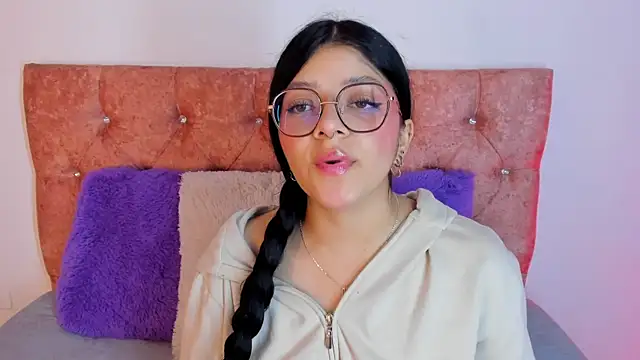 lana dol online show from February 25, 2025, 11:52 am