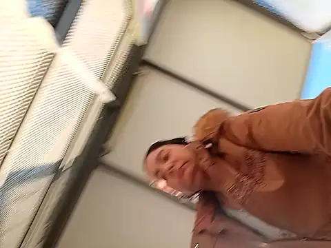 Snapshot of Nell-X chatting on October 10, 2025, 7:18 am Nell-X online show from October 10, 2025, 7:18 am