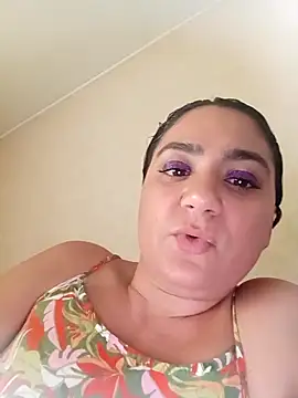 Snapshot of Nell-X chatting on October 25, 2025, 11:29 am Nell-X online show from October 25, 2025, 11:29 am