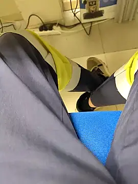 coppiapazza online show from December 8, 2024, 12:51 am