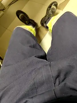 coppiapazza online show from February 10, 2025, 5:25 am