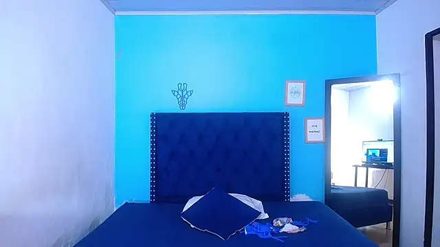 kinky redhead18 online show from February 9, 2026, 2:10 pm