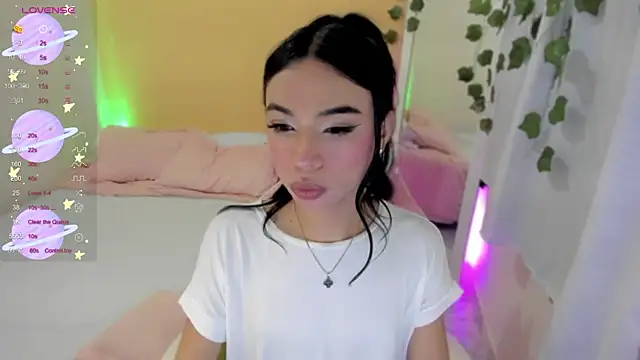 Snapshot of AndreaSweet_ chatting on January 22, 2025, 5:06 pm AndreaSweet  online show from January 22, 2025, 5:06 pm