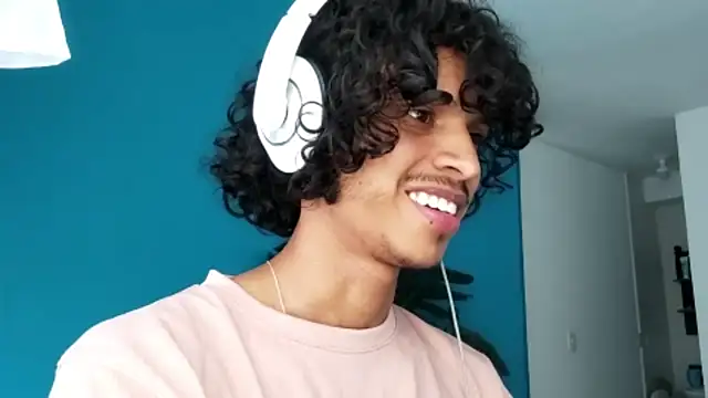 Snapshot of TheBlessedSide chatting on October 14, 2025, 7:58 pm TheBlessedSide online show from October 14, 2025, 7:58 pm