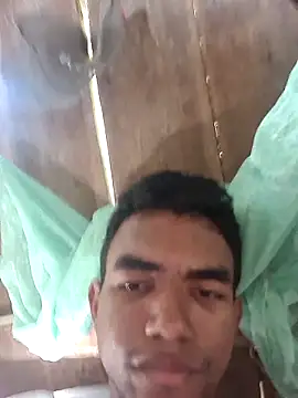 Reynold2608 online show from March 21, 2026, 8:01 pm