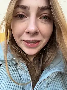 Snapshot of Sunny___Bunny chatting on February 1, 2026, 12:15 pm Sunny Bunny online show from February 1, 2026, 12:15 pm