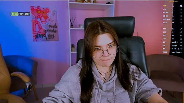 pure radiance1 online show from February 5, 2025, 12:49 pm