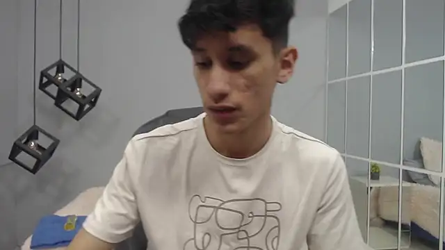 Snapshot of alan_ws chatting on December 26, 2024, 12:27 pm alan ws online show from December 26, 2024, 12:27 pm