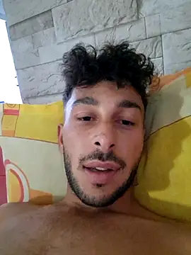 Iulianmarius12 online show from September 19, 2025, 1:01 pm