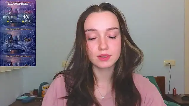 Wild Sophie  online show from January 24, 2025, 8:00 pm