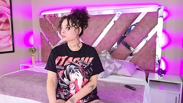 KatherineGomez online show from March 25, 2026, 2:06 am