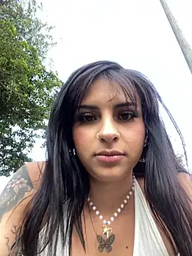 Hilary pinkk online show from January 15, 2025, 10:24 pm