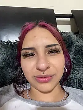 Hilary pinkk online show from February 23, 2025, 4:39 am