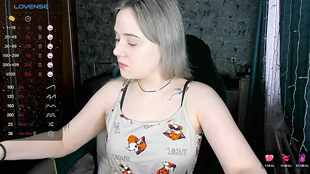 Your small bunny online show from January 28, 2025, 3:57 am