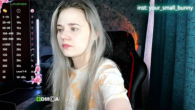 Your small bunny online show from April 14, 2026, 2:06 am