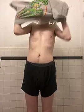 tallnerdyguy online show from November 4, 2025, 10:09 pm