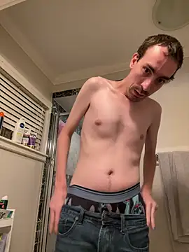 Snapshot of tallnerdyguy chatting on July 23, 2026, 4:32 am tallnerdyguy online show from July 23, 2026, 4:32 am