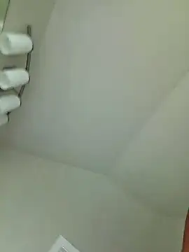 Strong Bear89 online show from February 18, 2026, 5:42 pm