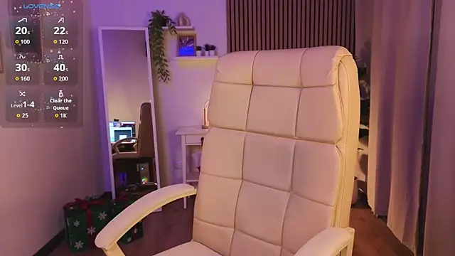 margeriTirell online show from December 14, 2025, 2:50 am