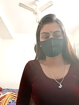 Snapshot of Tisha-01 chatting on December 21, 2025, 2:02 pm Tisha-01 online show from December 21, 2025, 2:02 pm