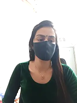 Snapshot of Tisha-01 chatting on January 15, 2026, 3:05 pm Tisha-01 online show from January 15, 2026, 3:05 pm